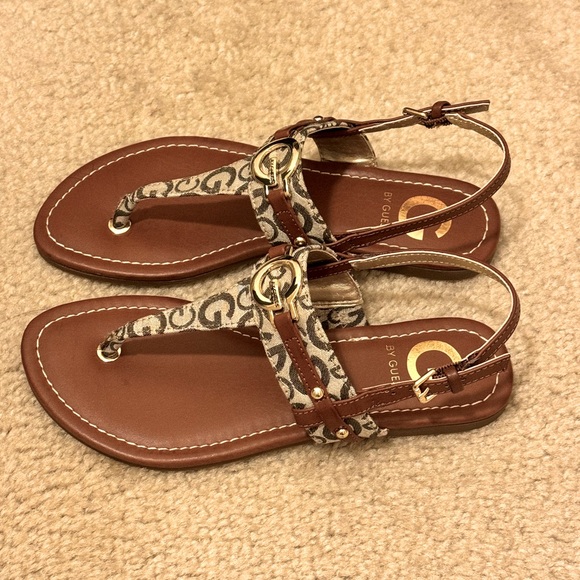 NIB G by Guess Women’s Lester Sandals Size 6M - Picture 2 of 10